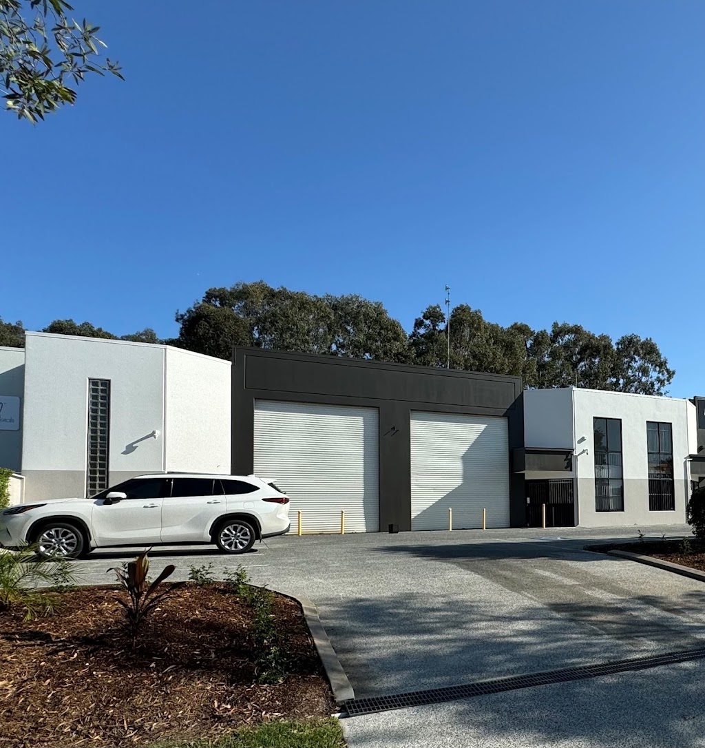Lowry Australia | 1/19 Expansion St, Molendinar QLD 4214, Australia | Phone: (07) 3518 4000