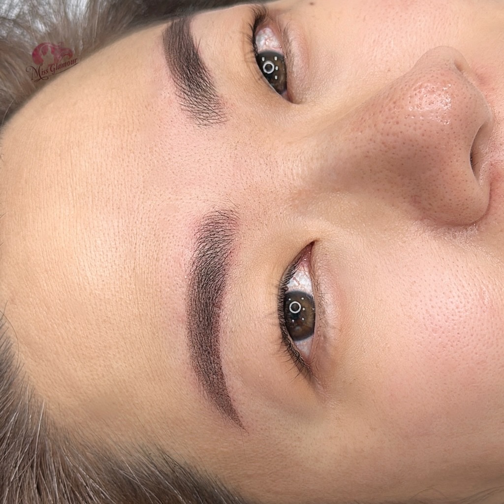 Miss Glamour Brows & Beauty | 6 Mansell Ct, Berwick VIC 3806, Australia | Phone: 0450 941 098
