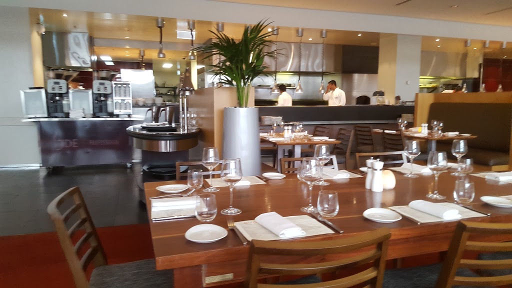 Airo Restaurant | restaurant | Arrival Dr, Tullamarine VIC 3045, Australia | 0383472122 OR +61 3 8347 2122