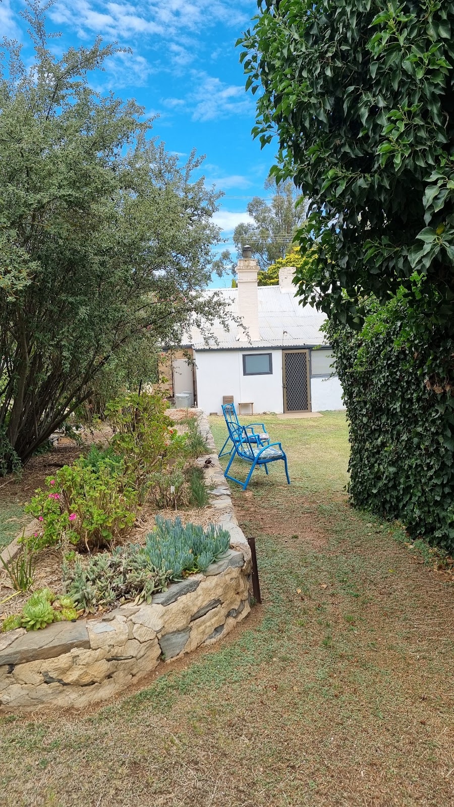 Kooringa Cottage Burra - Bed & Breakfast | 9 George St, Burra SA 5417, Australia | Phone: 0401 321 318