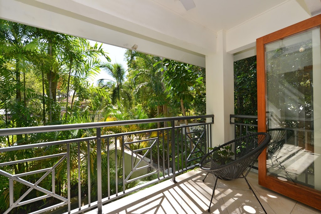 Frangipani Sur La Mer | lodging | 1/13 Andrews Cl, Port Douglas QLD 4877, Australia | 0409679935 OR +61 409 679 935