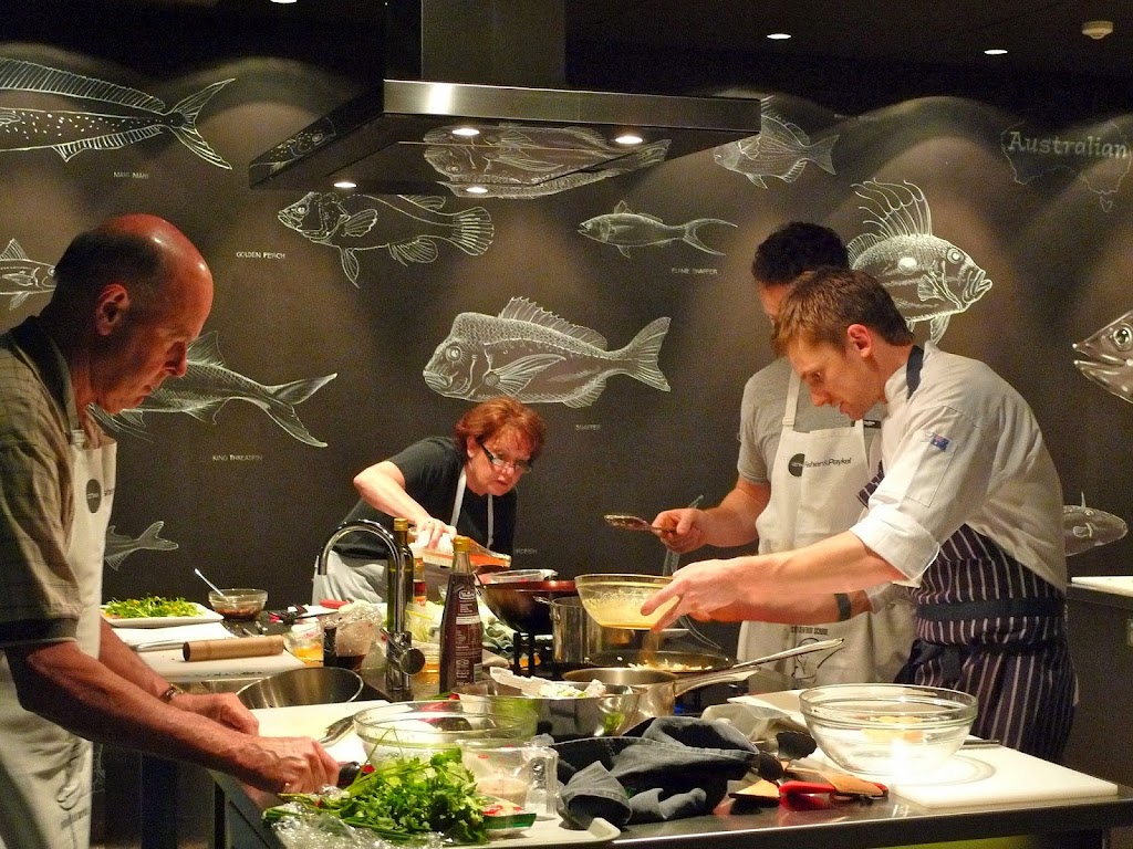 Sydney Seafood School | Sydney Fish Market, 25 Bank St, Pyrmont NSW 2009, Australia | Phone: (02) 9004 1111