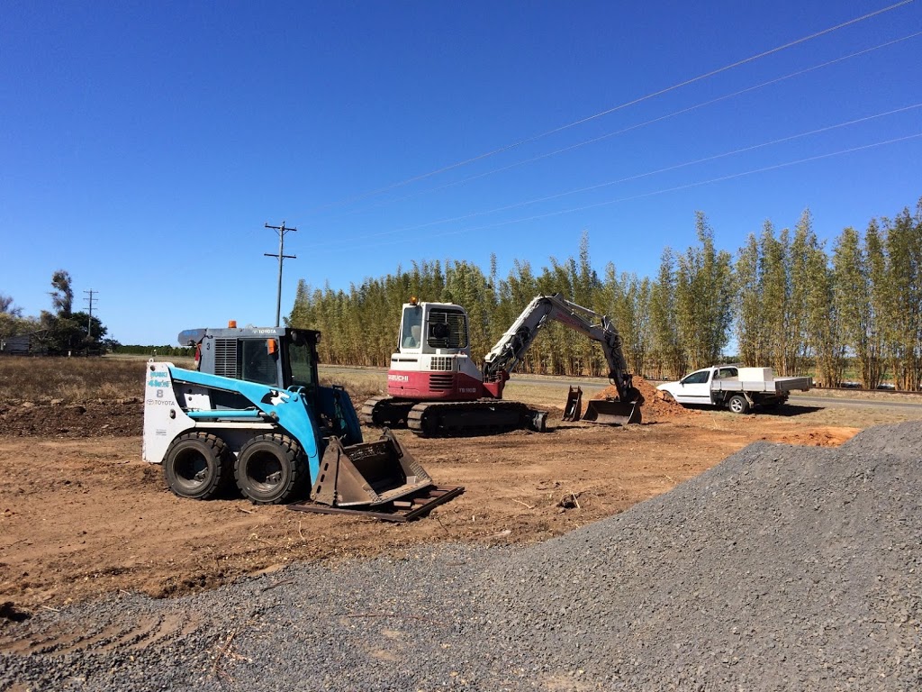Hanlon Excavation and Demolition | general contractor | 9 Paynes Rd, Alloway QLD 4670, Australia | 0427597055 OR +61 427 597 055