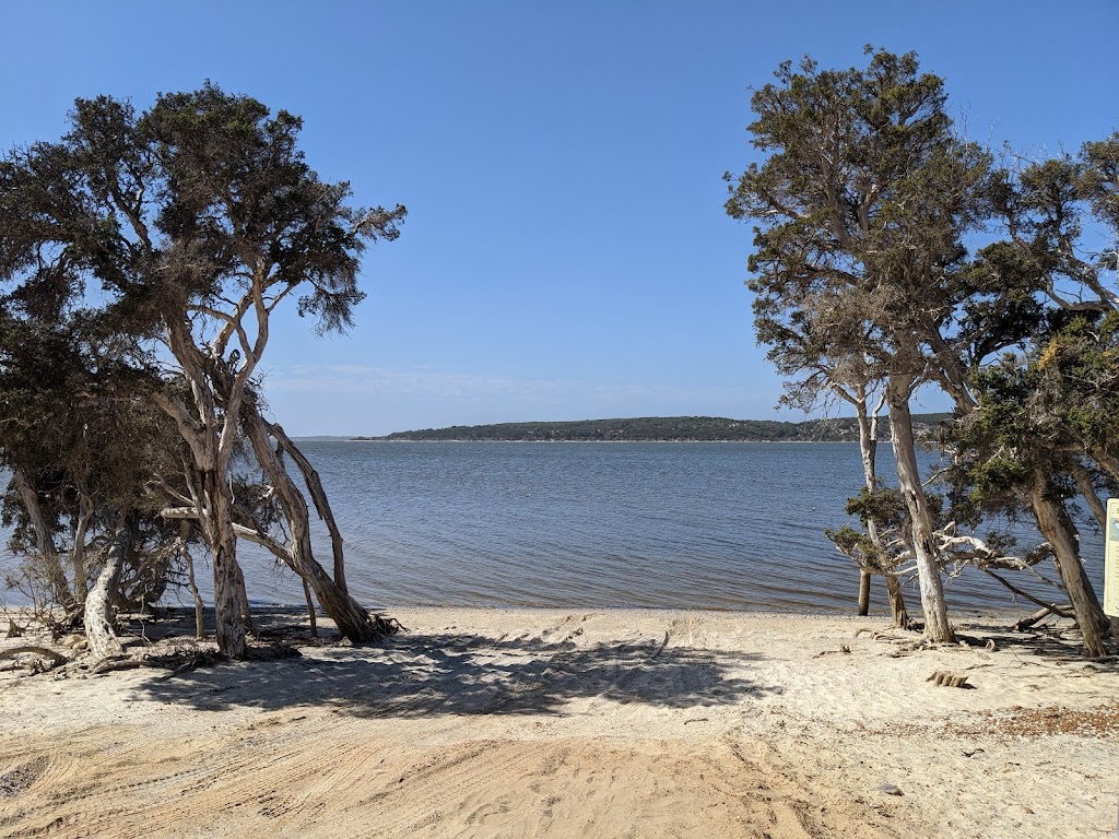 Stokes National Park | Coomalbidgup WA 6450, Australia | Phone: (08) 9083 2100