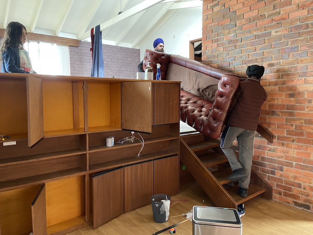 Khalsa Movers | 126 Roches Beach Rd, Roches Beach TAS 7170, Australia | Phone: 0481 999 293