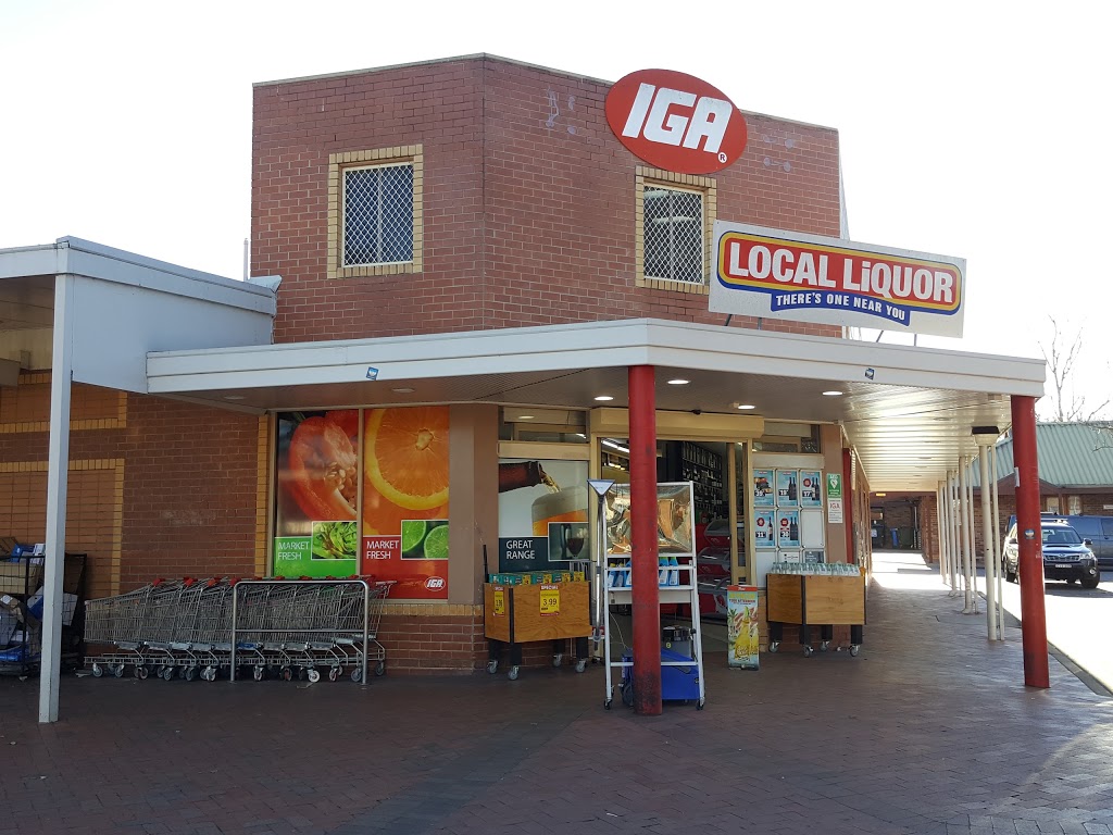 IGA Lyneham | supermarket | 1 Wattle Pl, Lyneham ACT 2602, Australia | 0262497263 OR +61 2 6249 7263