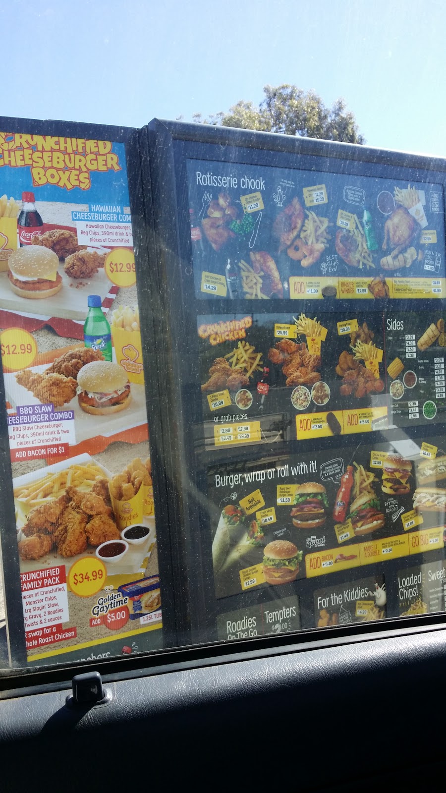 Chicken Treat | meal takeaway | Westfield Shopping Town 15 Westfield Drive, Camillo WA 6111, Australia | 0861794318 OR +61 8 6179 4318