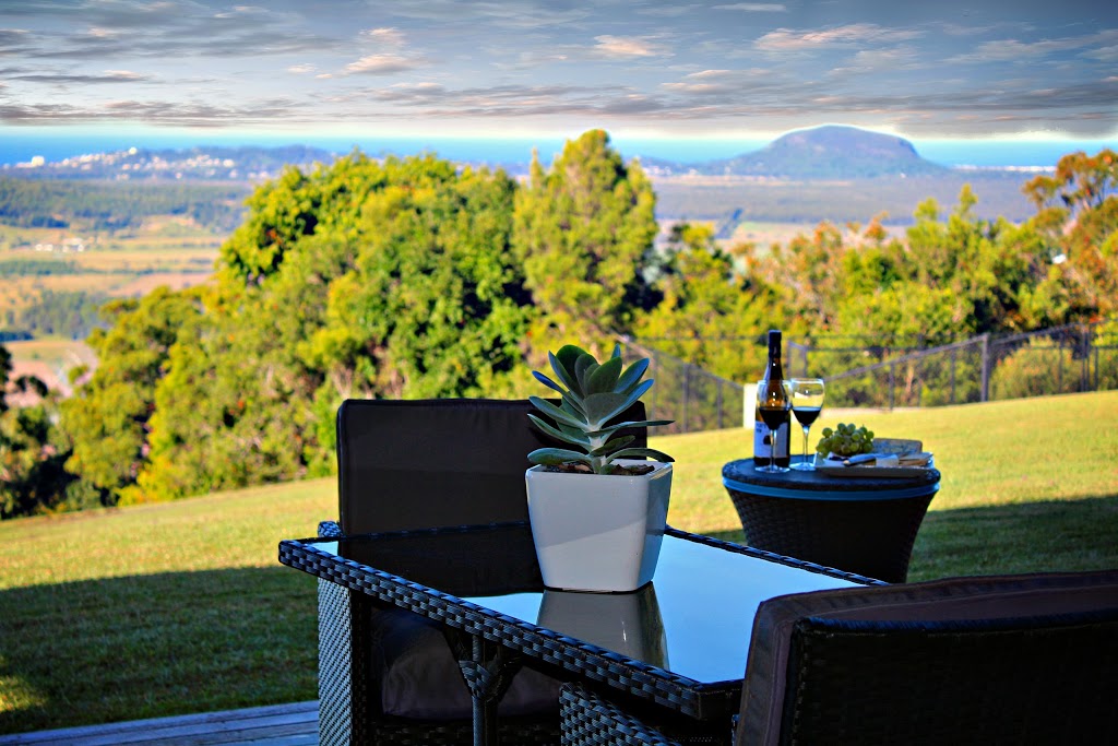 Tranquil Views Bed and Breakfast | lodging | 113 Elouera Dr, Ninderry QLD 4561, Australia | 0404022211 OR +61 404 022 211