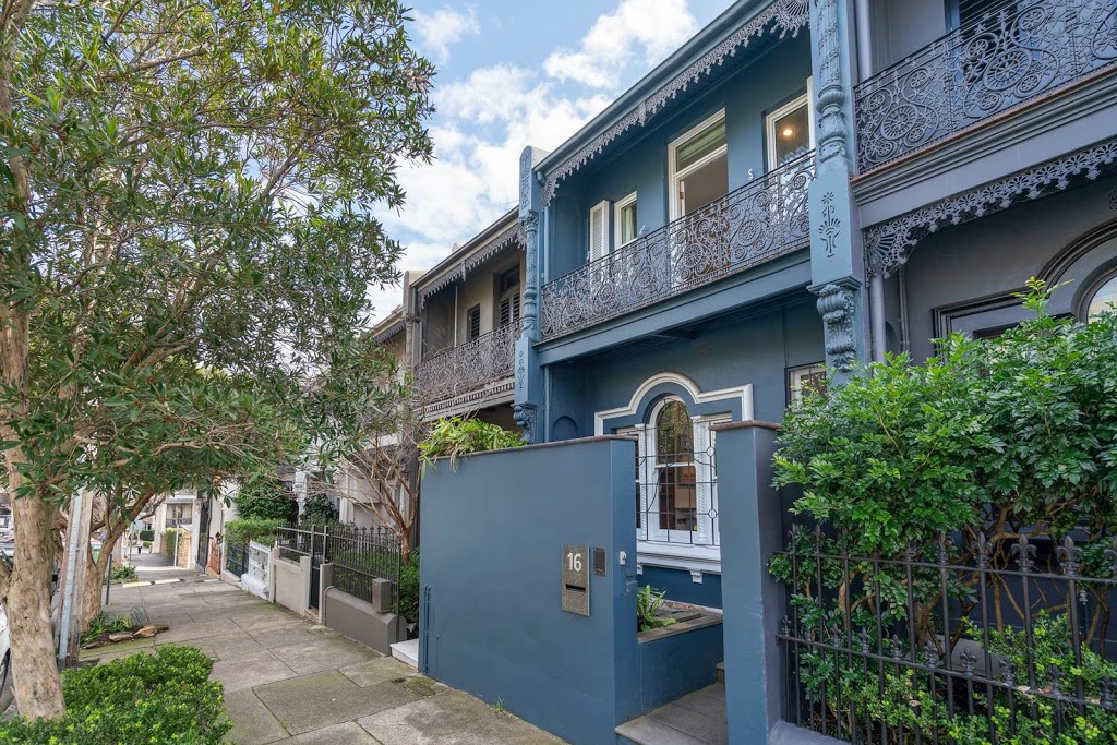 Belle Property Double Bay | 4/10 Bay St, Double Bay NSW 2028, Australia | Phone: (02) 8367 0000