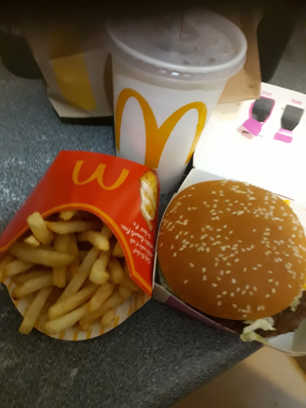 McDonalds Park Ridge | meal takeaway | Mount Lindesay Hwy, Park Ridge QLD 4125, Australia | 0738022801 OR +61 7 3802 2801
