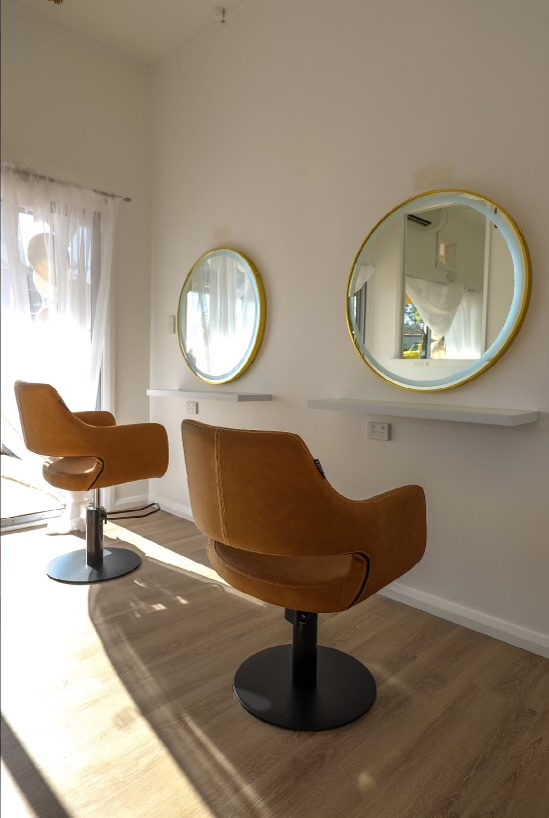 Golden Beauty Bar | 1109 Peats Ridge Rd, Peats Ridge NSW 2250, Australia | Phone: 0437 016 592