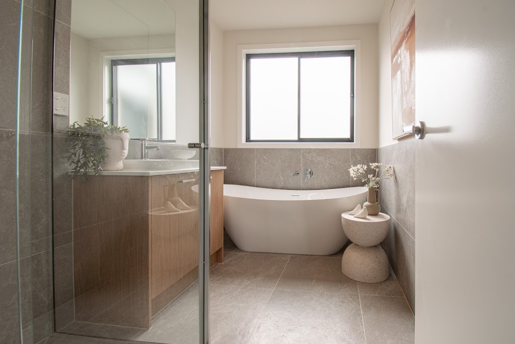 Longvue Design & Build | 27 Corsair Bvd, Drouin VIC 3818, Australia | Phone: 1300 885 786