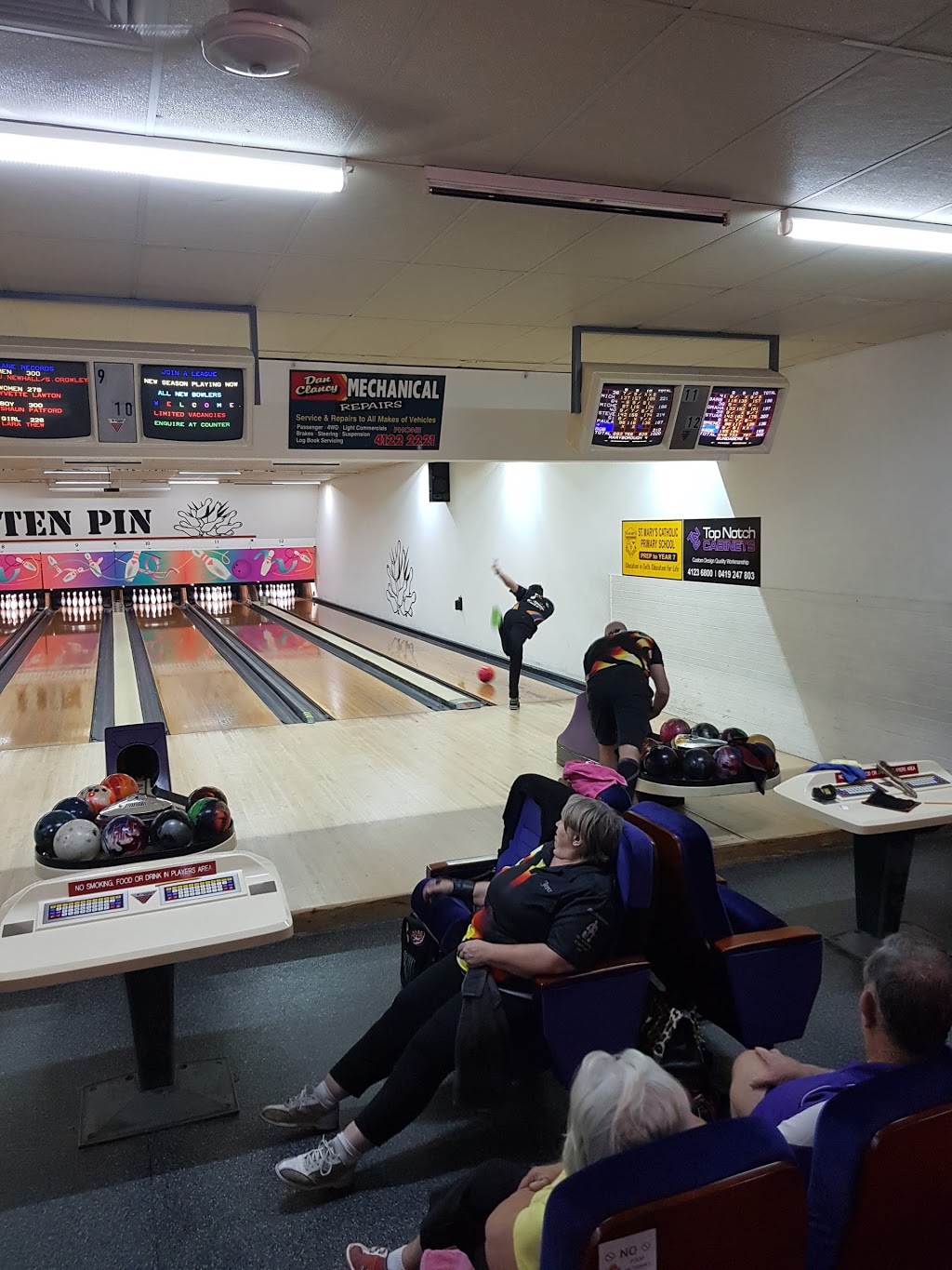 Maryborough Tenpin | bowling alley | Lot 2 Quarry Ct, Maryborough QLD 4650, Australia | 0741223100 OR +61 7 4122 3100