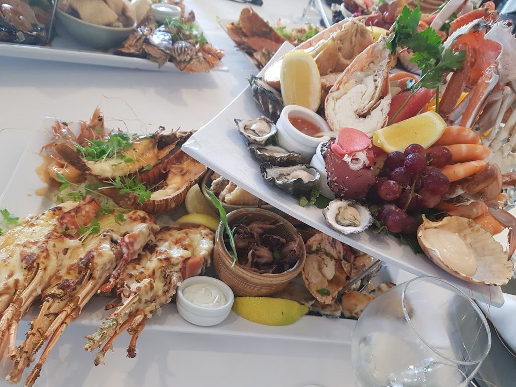Lagoon Seafood Restaurant | restaurant | Stuart Park, George Hanley Dr, North Wollongong NSW 2500, Australia | 0242261677 OR +61 2 4226 1677
