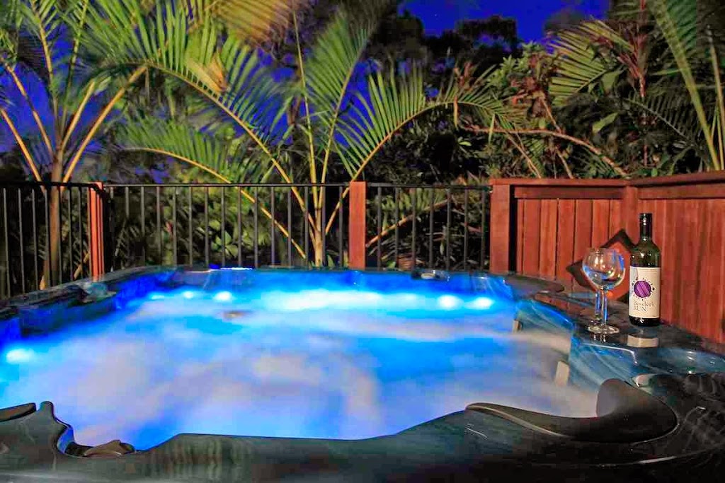 Pet Friendly Holiday Accommodation Coolum Beach | 23 Scrub Rd, Coolum Beach QLD 4573, Australia | Phone: 0404 044 866