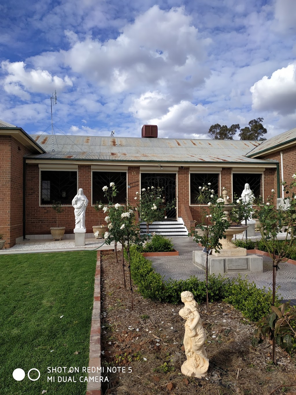 Kortmar Manor | lodging | 15 Queen St, Barmedman NSW 2668, Australia | 0447467907 OR +61 447 467 907