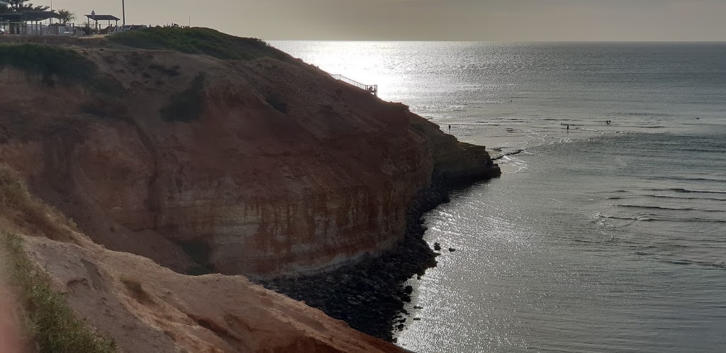 South Port Beach | Port Noarlunga SA 5167, Australia