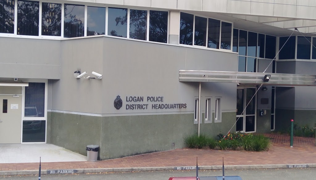 Logan Central Police Station | police | 11 Civic Parade, Logan Central QLD 4114, Australia | 0738261888 OR +61 7 3826 1888