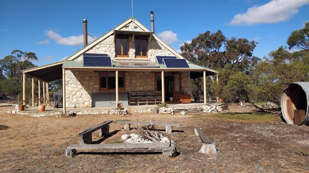 Broken Gum Country Eco Retreat | 417B Jaensch Rd, Hartley SA 5255, Australia | Phone: 0410 087 462