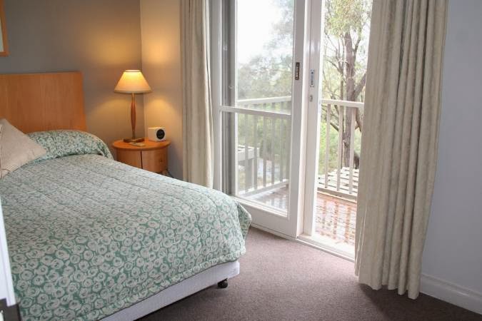 Villas in the vines | lodging | McDonalds Rd & Thompsons Rd, Pokolbin NSW 2320, Australia