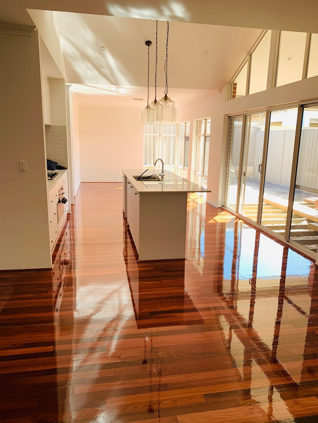 Universal Timber Floor Sanding |  | 110 143 255, State Route 56, Perth WA 6000, Australia | 0421216367 OR +61 421 216 367