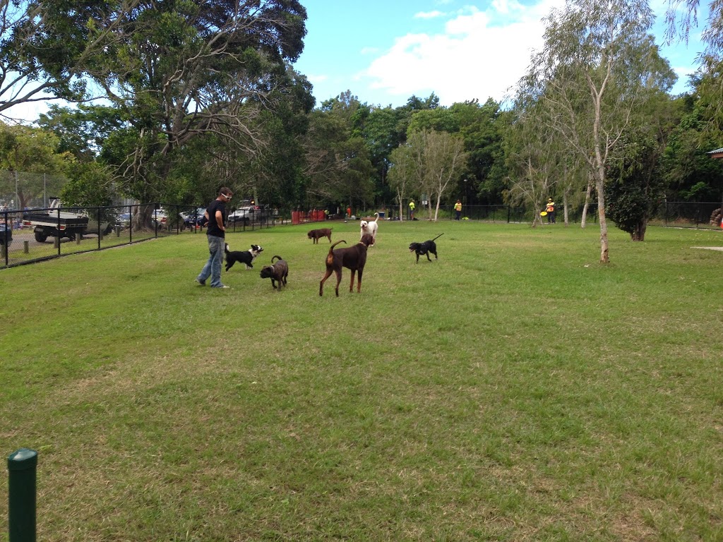 Stackpole Street Fenced Agility Dog Park | park | Stackpole St, Wishart QLD 4122, Australia