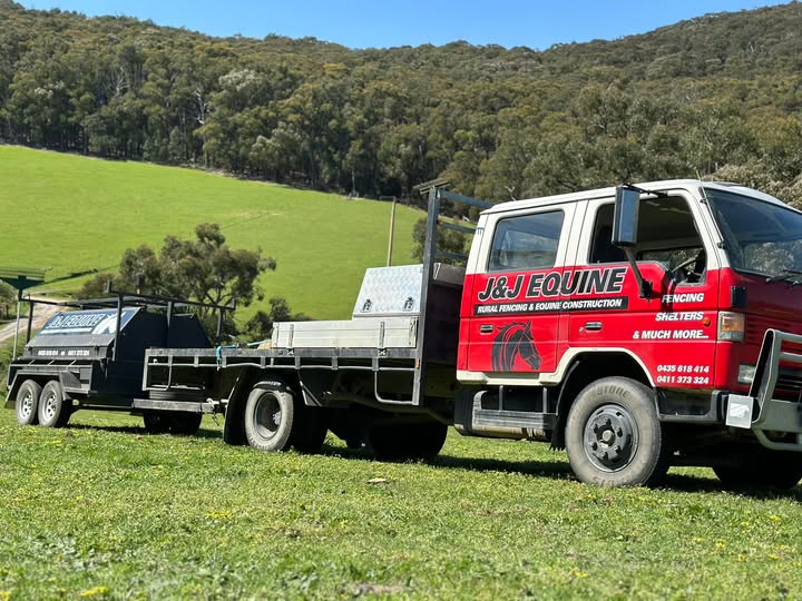 J & J Equine Solutions | 16 Bushy Park Ct, Drouin VIC 3818, Australia | Phone: 0411 373 324