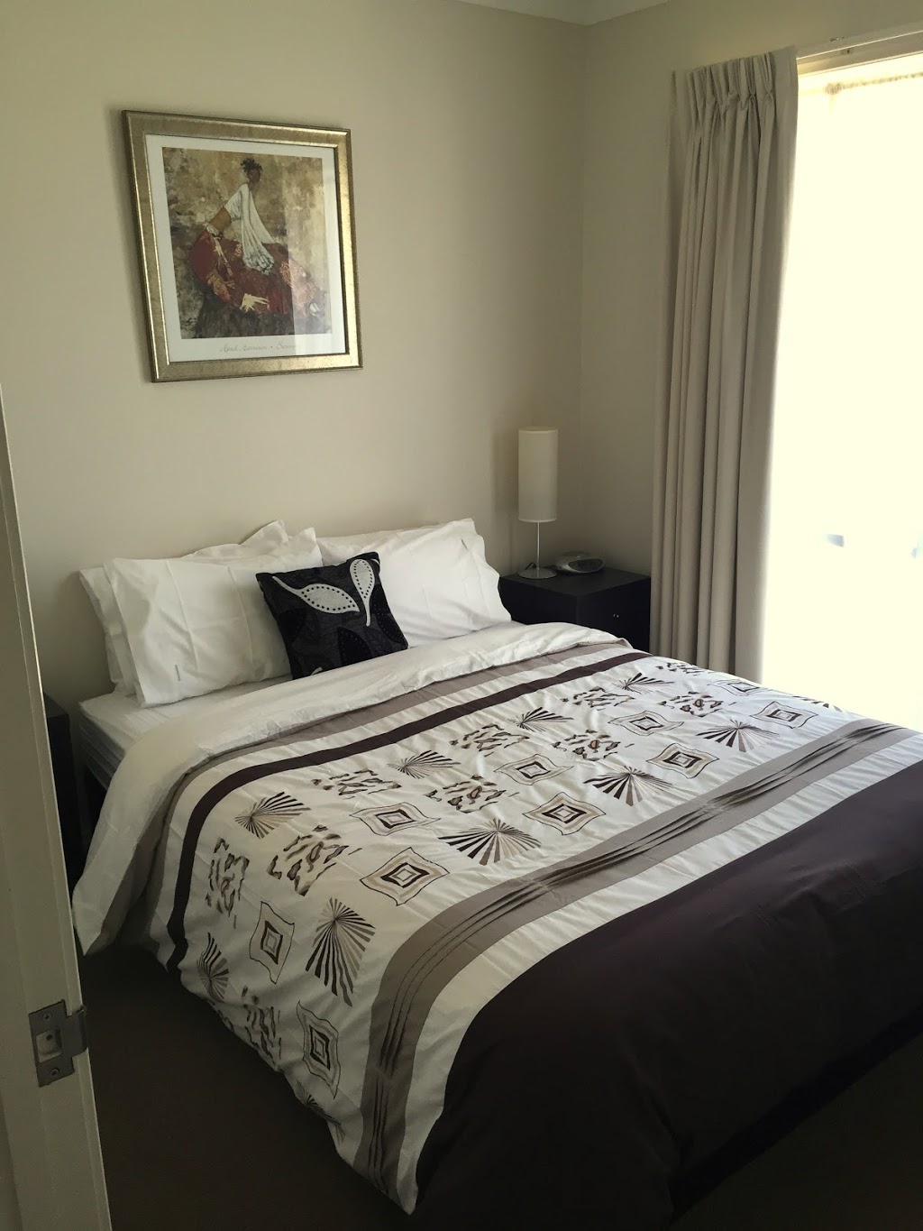 LBarza Hayes Apartments - Accommodation Shepparton | lodging | 1/3 Hayes St, Shepparton VIC 3630, Australia | 1300799377 OR +61 1300 799 377
