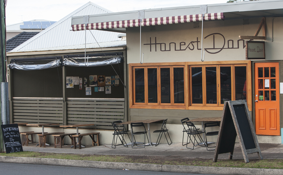 Honest Dons | cafe | 2a McCauley St, Thirroul NSW 2515, Australia | 0242681881 OR +61 2 4268 1881