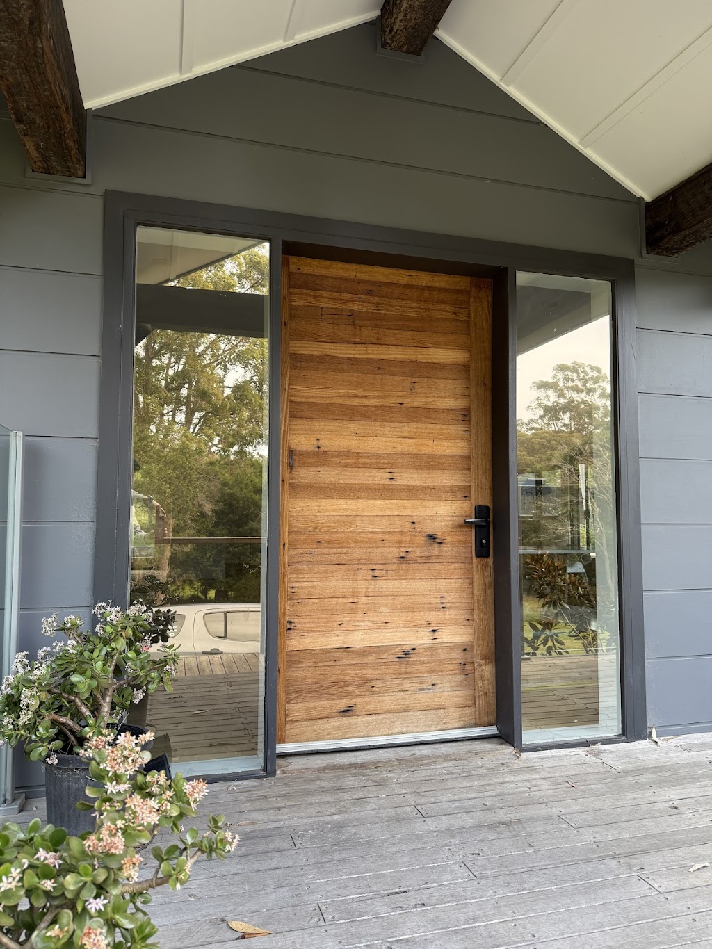 Asgard Window Tinting - Jindabyne | 11 Percy Harris St, Jindabyne NSW 2627, Australia | Phone: 0431 870 476