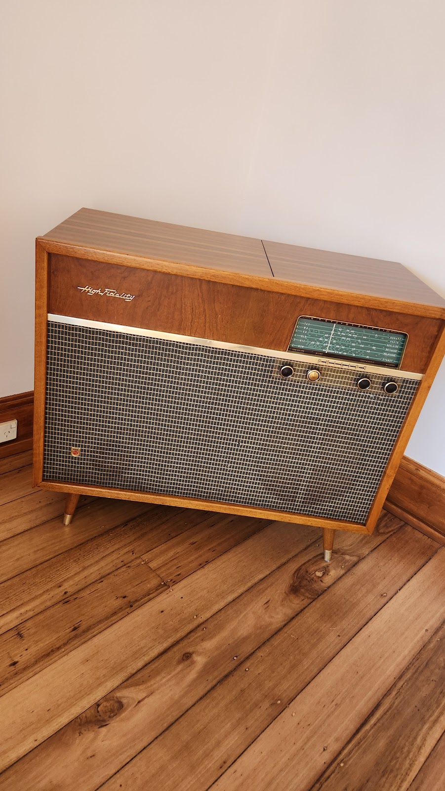 Matt Barclay Furniture Restoration | 13 Kingston Heights, Kingston Beach TAS 7050, Australia | Phone: 0439 747 017