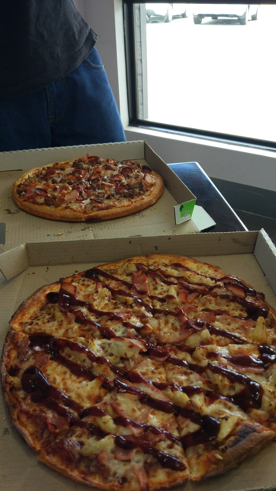 Dominos Pizza | meal takeaway | 3/10 Warton Rd, Huntingdale WA 6110, Australia | 0863189020 OR +61 8 6318 9020