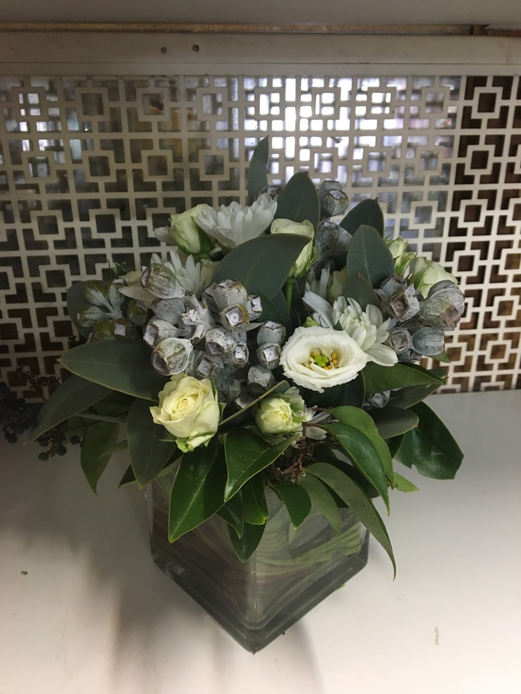 LYNETTES FLORIST | florist | 12 High St, Drysdale VIC 3222, Australia | 0352512586 OR +61 3 5251 2586