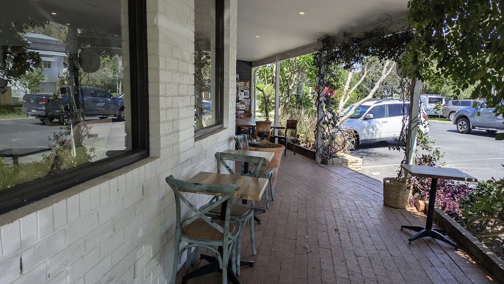 BAY ROOTS | 19 Beach Ave, South Golden Beach NSW 2483, Australia | Phone: (02) 6680 1698