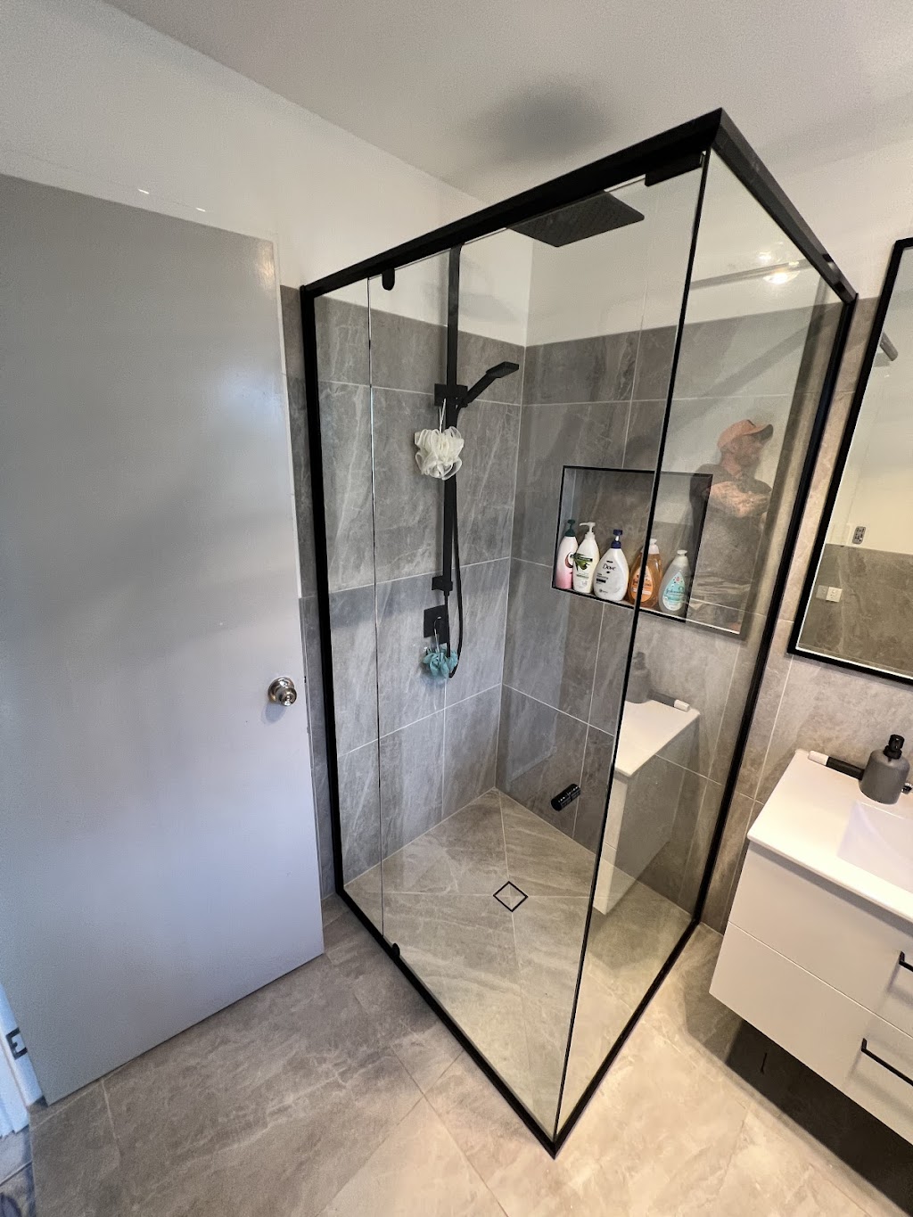 prolux screens | 15 Gatina Cres, Coomera QLD 4209, Australia | Phone: 0478 714 488