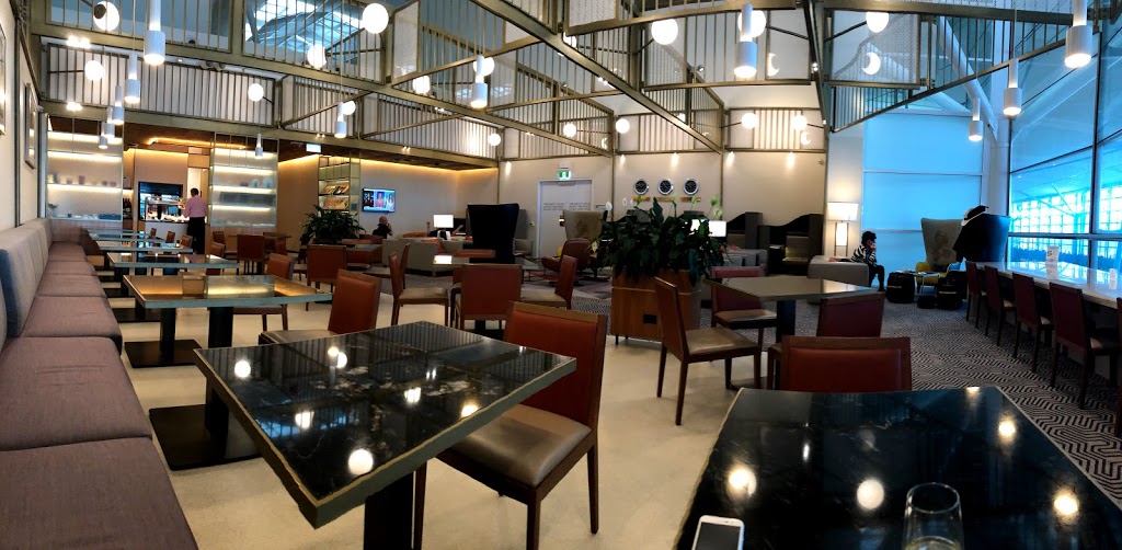 Singapore Airlines SilverKris Lounge | 4, Departure Hall, Brisbane Airport International Terminal, 32 Airport Dr, Brisbane Airport QLD 4008, Australia | Phone: (02) 8228 1188