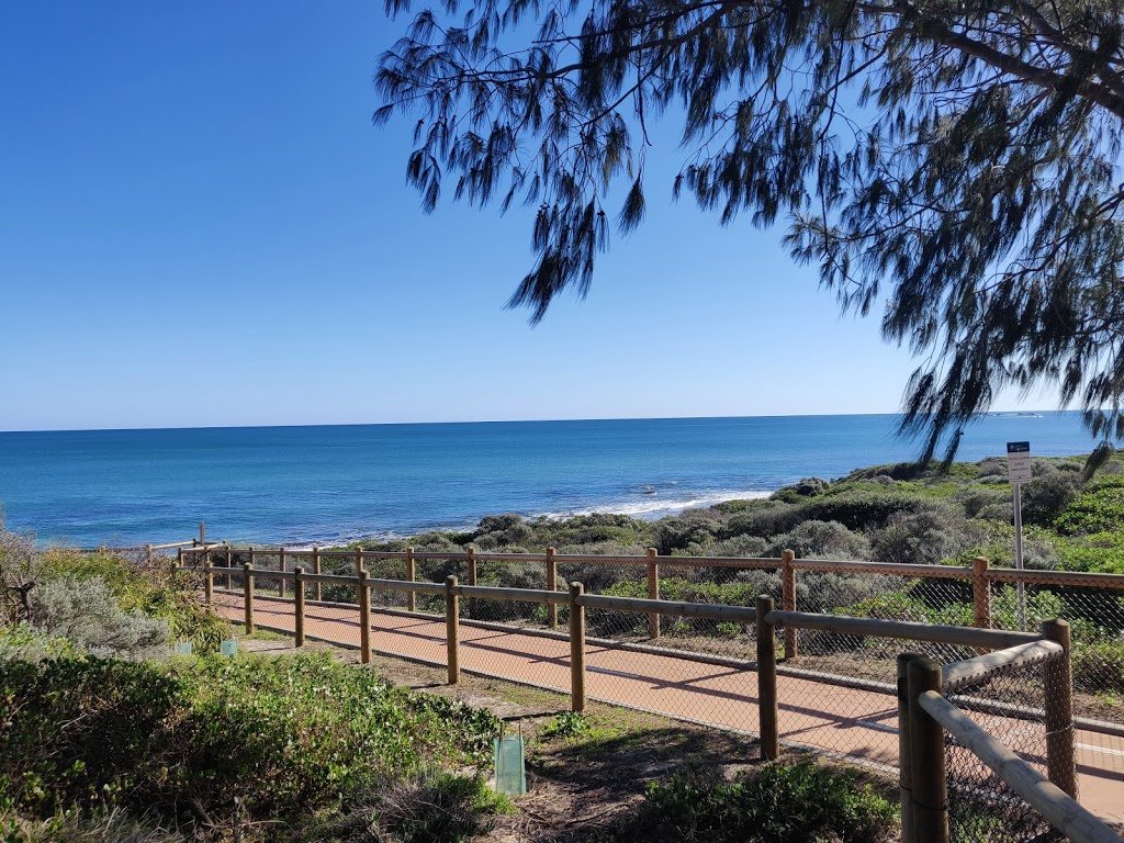 Iluka Foreshore Park | Burns Beach Road, Burns Beach Rd, Iluka WA 6028, Australia | Phone: (08) 9400 4268