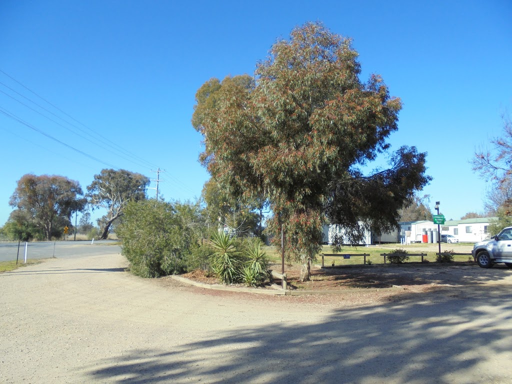 Wagga Wagga Tourist Park | rv park | 16 Allonby Ave, Forest Hill NSW 2651, Australia | 0269227219 OR +61 2 6922 7219