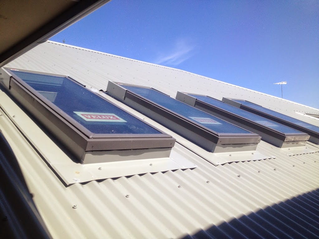 SKYLIGHT INSTALLER.COM.AU | 19 Endeavour Dr, Beacon Hill NSW 2100, Australia | Phone: 0412 215 188