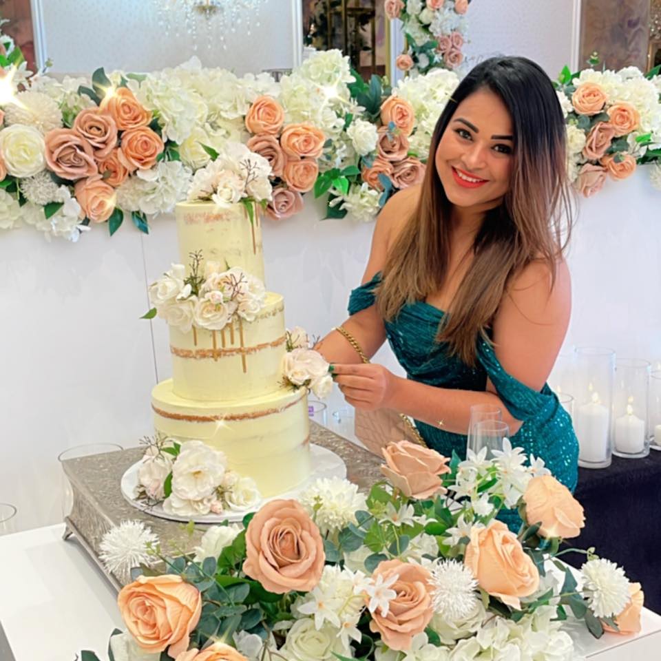 Melbourne Cakes & Co | 13 Sunset Cres, Pakenham VIC 3810, Australia | Phone: 0405 134 527