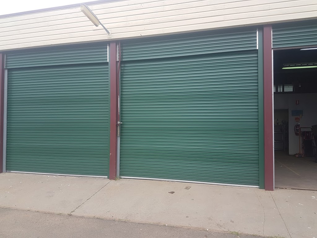 Hallmark Garage Doors | 31A Bibury St, Wellington Point QLD 4160, Australia | Phone: 0423 153 697