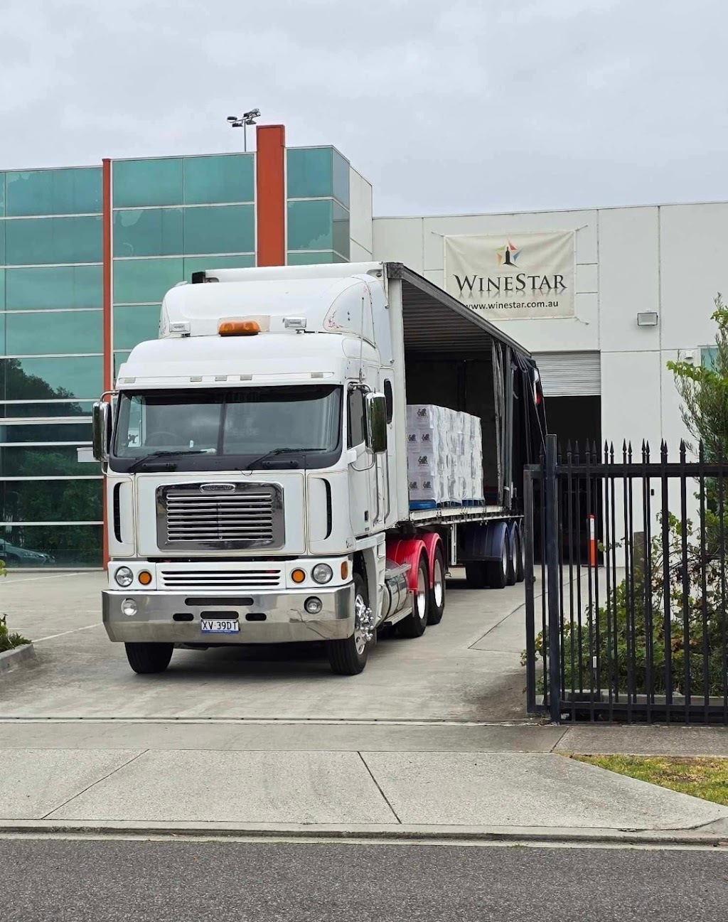 Marcus King Removals | 38 Commercial Rd, Benalla VIC 3672, Australia | Phone: 0418 597 877 Marcus King Removals | 38 Commercial Rd, Benalla VIC 3672, Australia | Phone: 0418 597 877