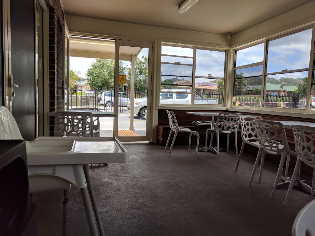 BackBurner Cafe | cafe | Shop 1, 132 Burdekin Drive, Albion Park NSW 2527, Australia | 0242575601 OR +61 2 4257 5601