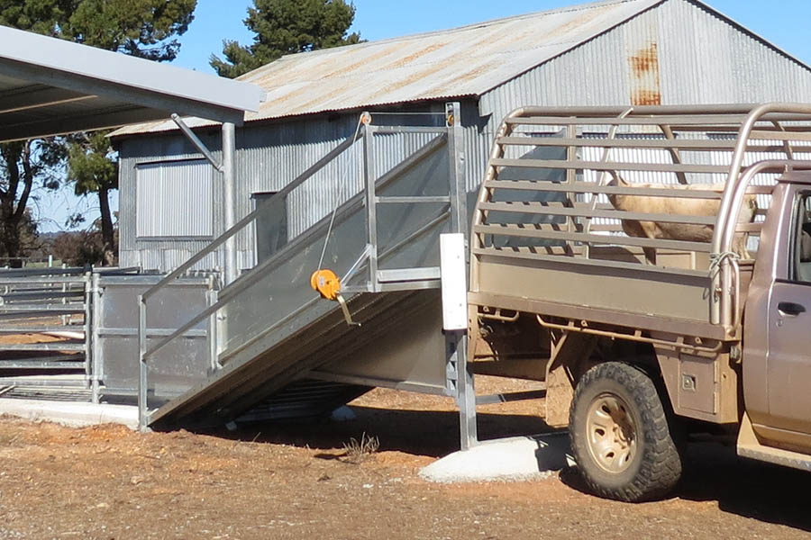 ProWay Livestock Equipment - 19 Bomen Rd, Bomen NSW 2650, Australia