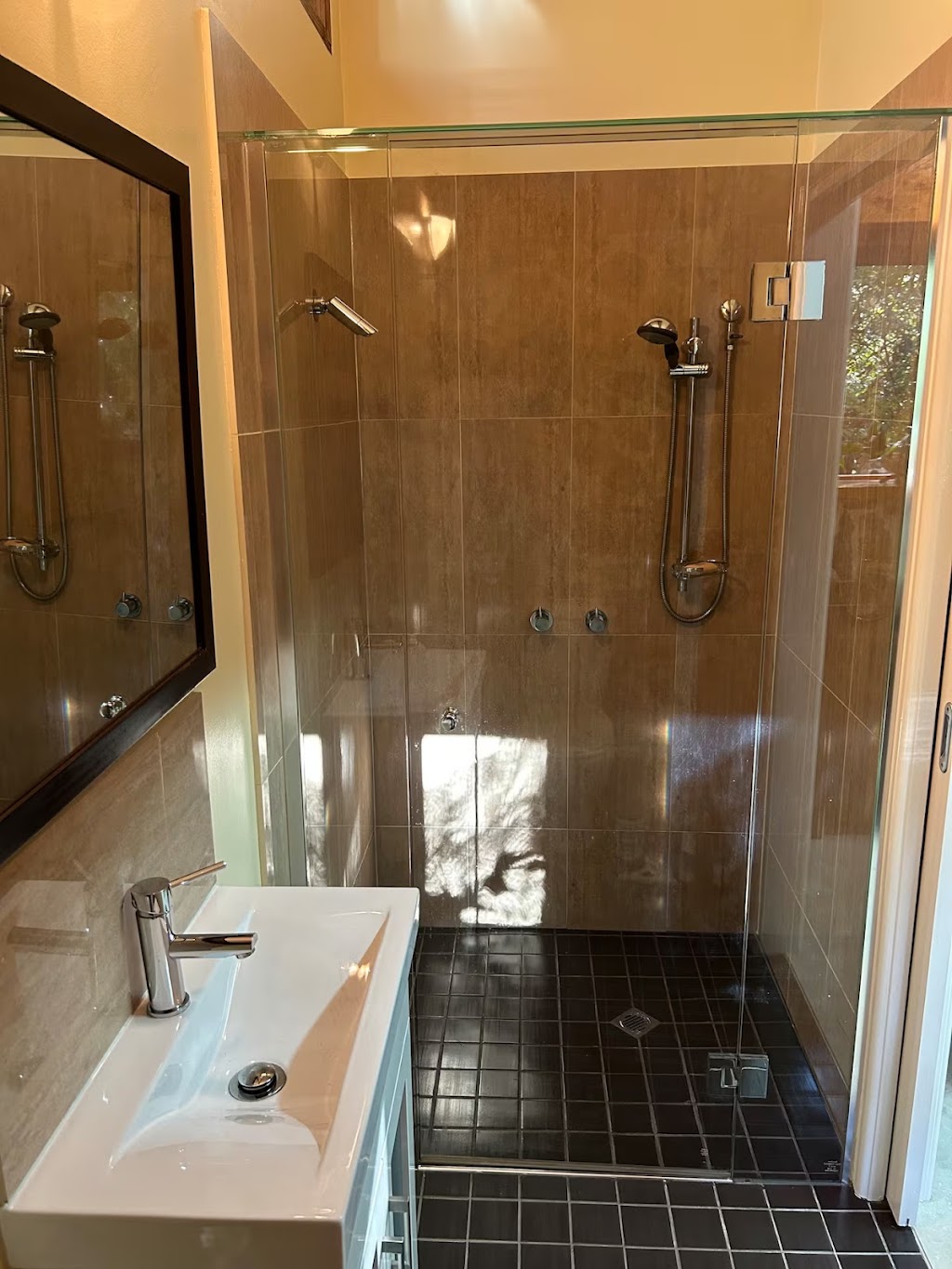 Stone Studio Yarra Valley | 711 Don Rd, Badger Creek VIC 3777, Australia | Phone: 0457 407 061