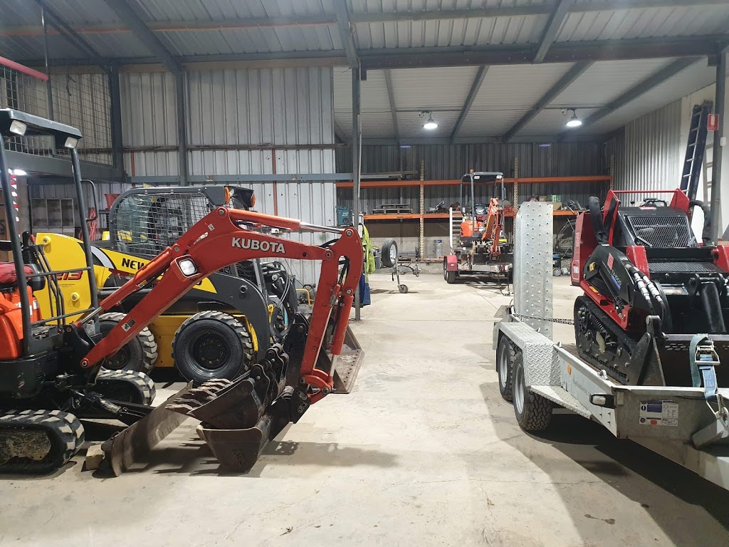 South Adelaide Plant Hire | 28 Chapman Rd, Hackham SA 5163, Australia | Phone: 0424 656 552