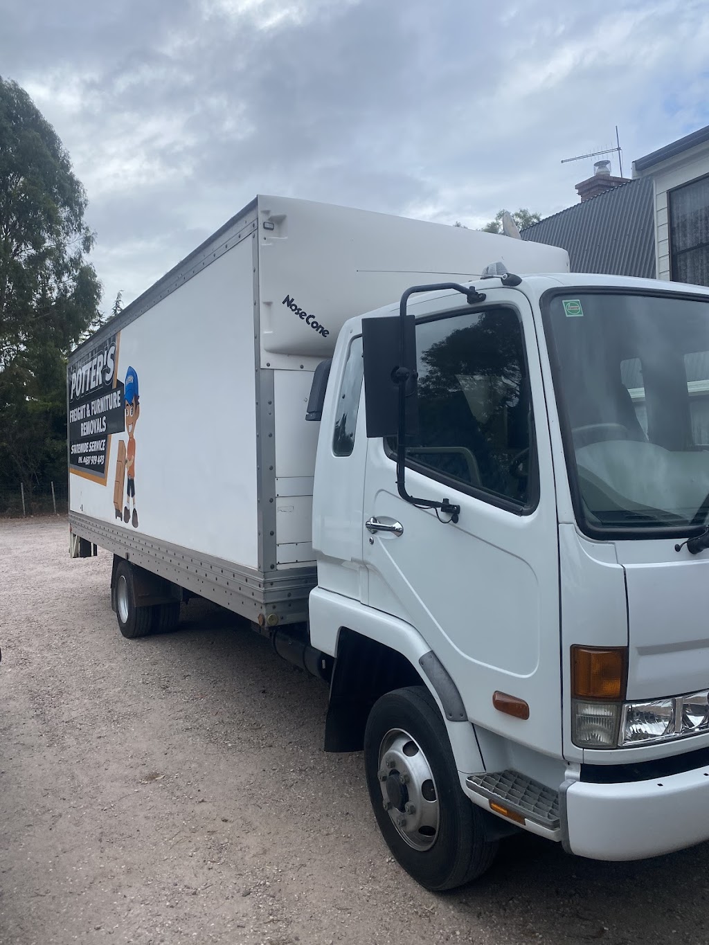 Potters Freight & Furniture Removals | moving company | Coal Hill Rd, Latrobe TAS 7307, Australia | 0437979423 OR +61 437 979 423