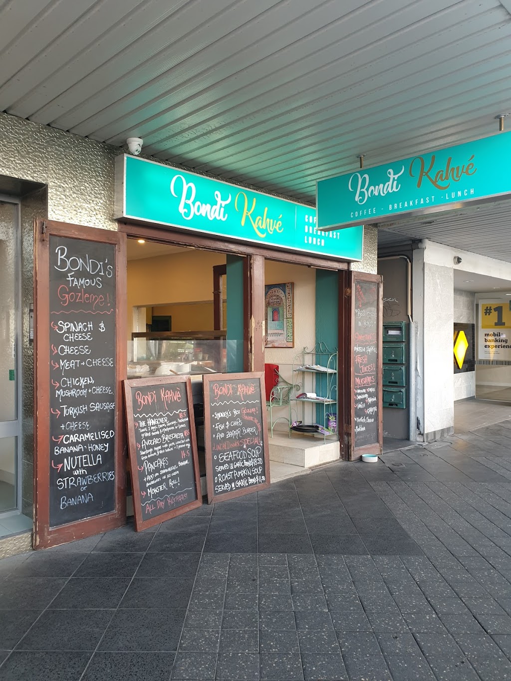 Bondis Kahvé | restaurant | 93 Campbell Parade, North Bondi NSW 2026, Australia