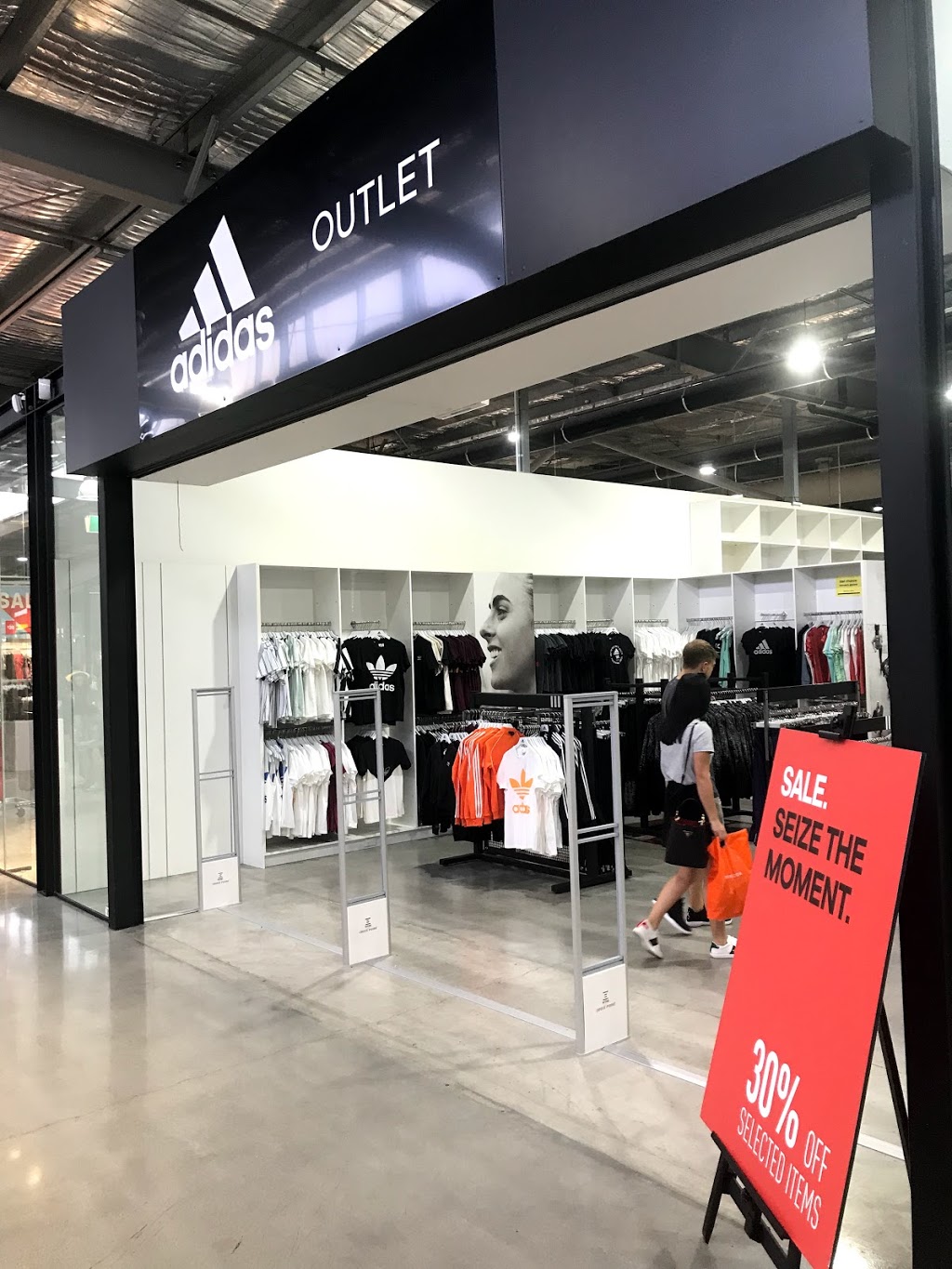 Adidas Outlet Store | clothing store | Fyshwick ACT 2609, Australia | 0400040325 OR +61 400 040 325