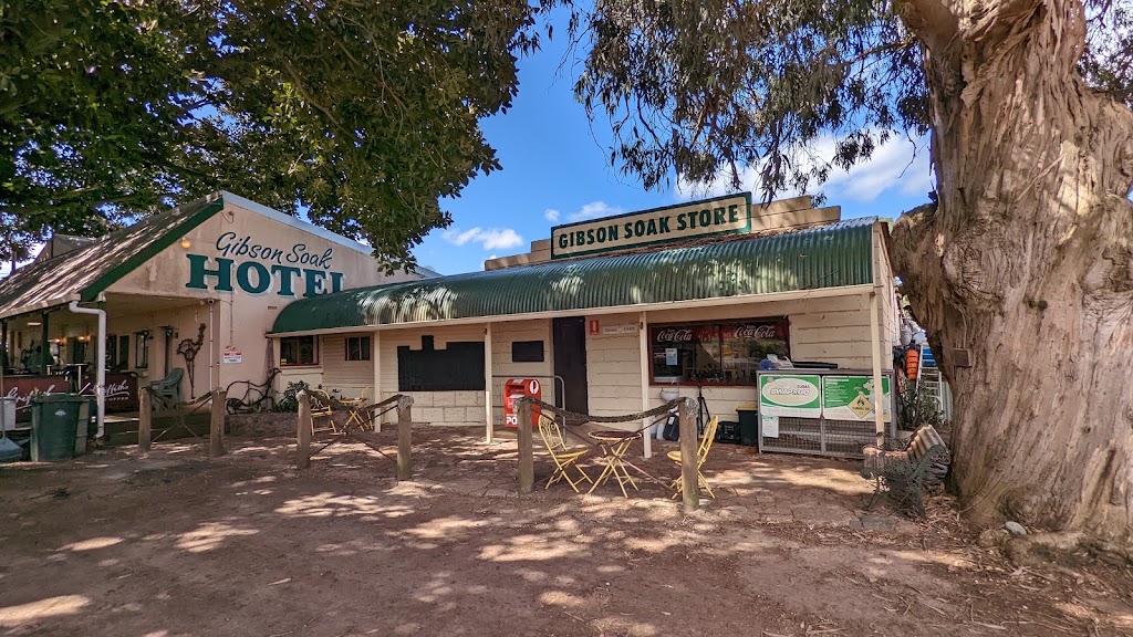 Gibson Soak Hotel | 34414 Coolgardie Esperance Hwy, Gibson WA 6448, Australia | Phone: (08) 9075 4020